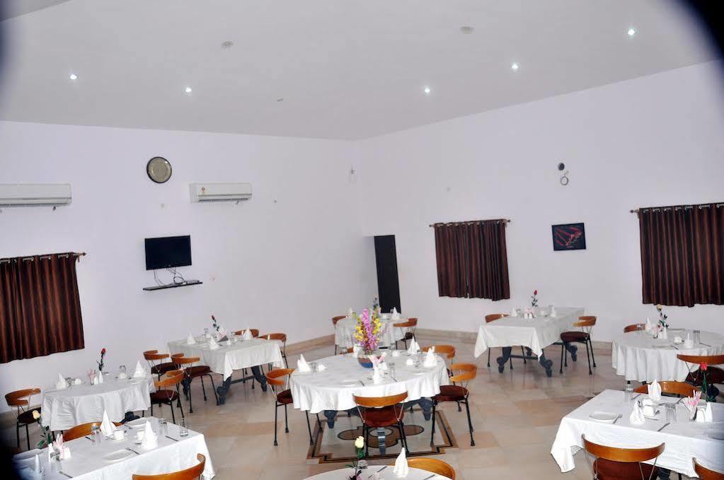 Kurja Resort Phalodi  Extérieur photo